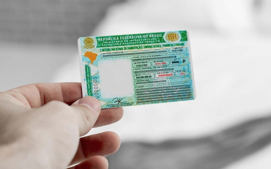 TCE suspende redução de taxas da CNH e alerta para risco de fechamento de clínicas em MG